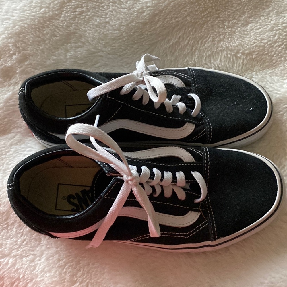 Black vans!! Worn 2 times!